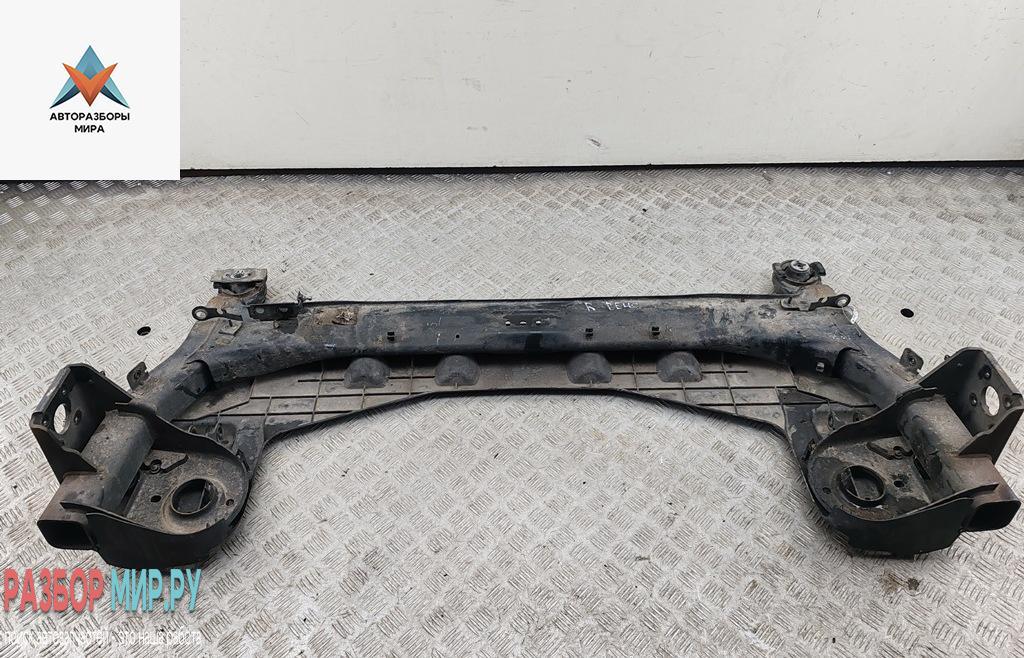 подрамник передний Renault Laguna 3 поколение 2008, 2.0 л., дизель, АКПП, чёрный, универсал - фото №1