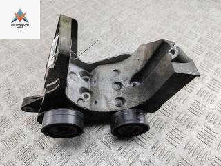 кронштейн генератора Ford Fiesta 5 поколение [рестайлинг] 2006, 1.3 л., бензин, МКПП, красный, хетчбэк 3 дв., E2333A890190B