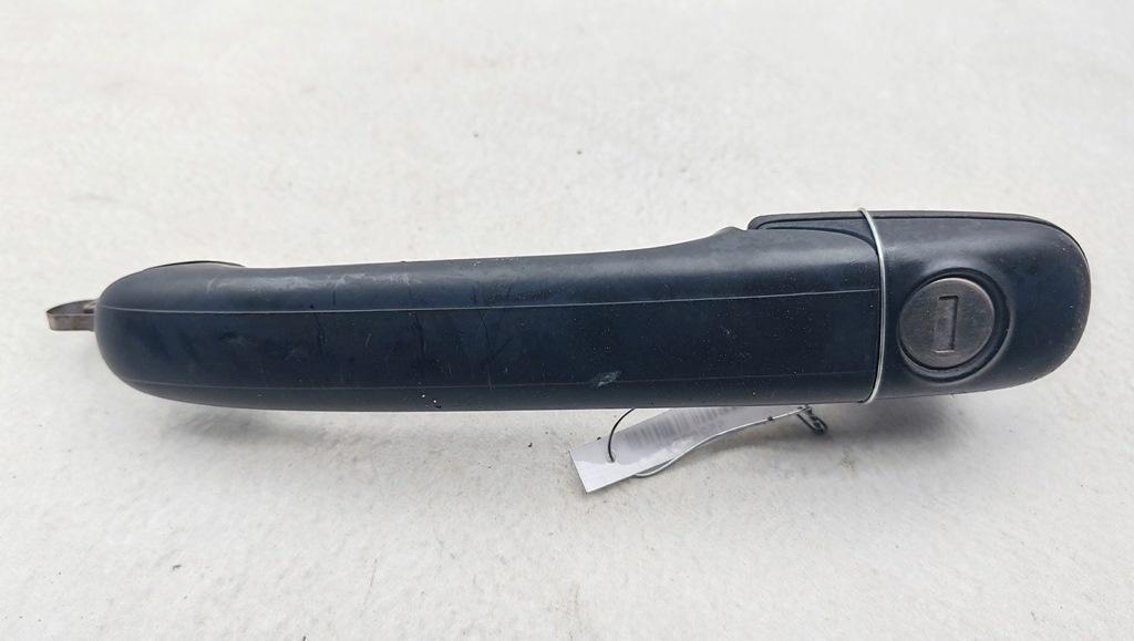 ручка наружная передняя левая Volkswagen Sharan 1 поколение 1999, 1.9 л., дизель, АКПП, красный, минивэн - фото №1