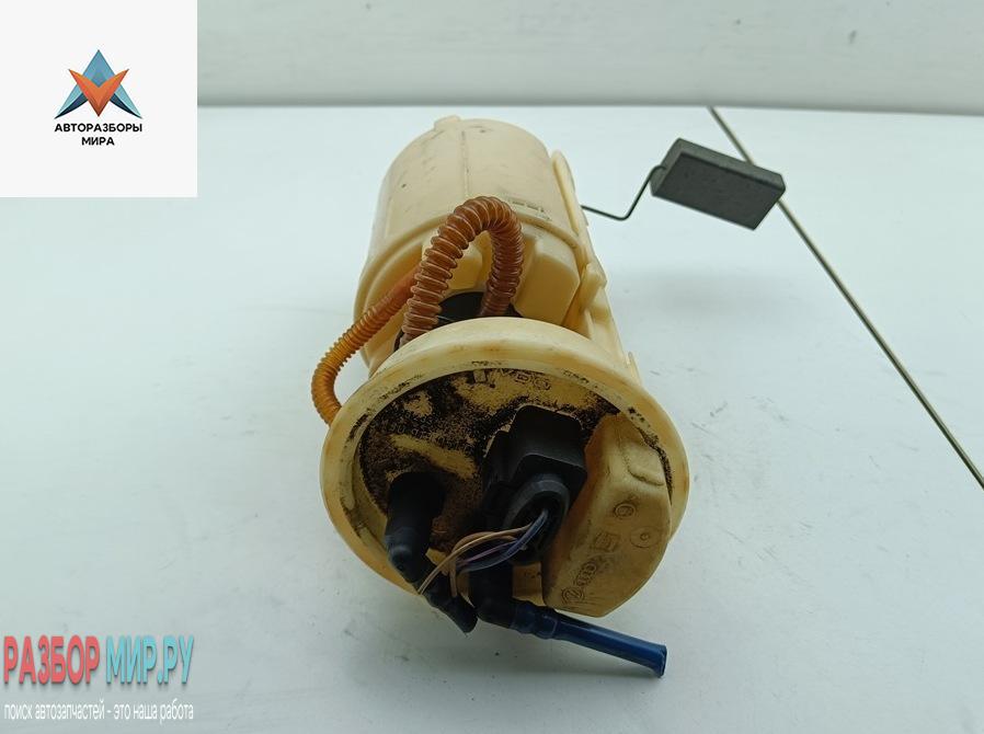 насос топливный Volkswagen Golf 4 поколение 1998, 1.4 л., бензин, МКПП, серый, хетчбэк 5 дв., 1J0919051D - фото №1