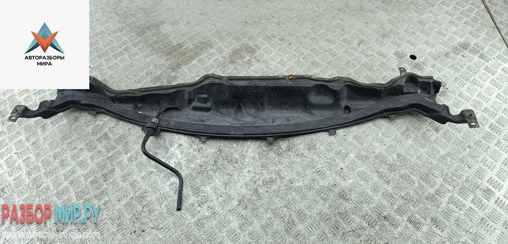 дождевик Ford Fiesta 6 поколение 2009, 1.3 л., бензин, МКПП, красный, хетчбэк 3 дв. - фото №1