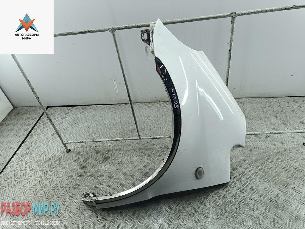 крыло переднее левое Mercedes-Benz A-Класс W168 1999, 1.4 л., бензин, робот, белый, хетчбэк 5 дв. - фото №1