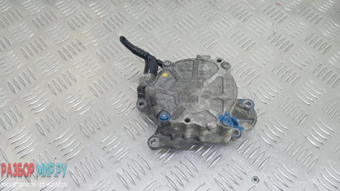 насос вакуумный Skoda Yeti 1 поколение 2011, 2.0 л., дизель, МКПП, внедорожник 5 дв., 03L145100 - фото №1