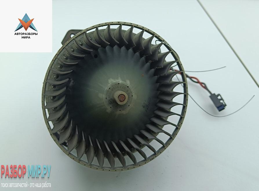 моторчик печки Chrysler Voyager 5 поколение 2007, 2.8 л., дизель, АКПП, серый, минивэн, AY1661000366 - фото №1