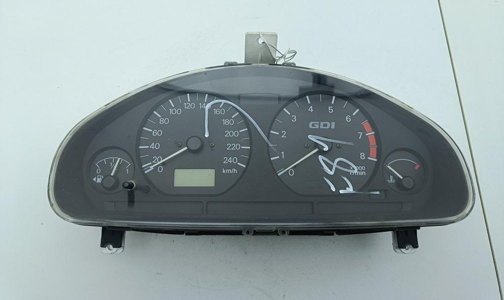 приборная панель Mitsubishi Carisma 1997, 1.8 л., бензин, МКПП, чёрный, хетчбэк 5 дв., MR308415