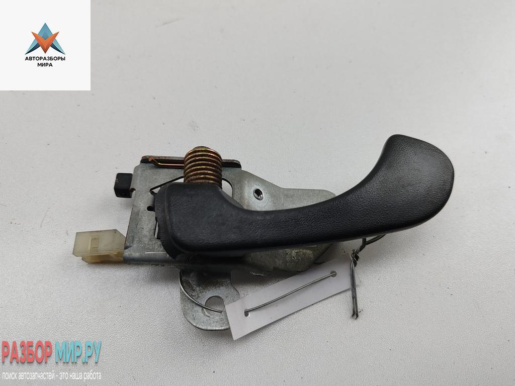 ручка внутренняя передняя левая Mitsubishi Carisma 1 поколение 1997, 1.8 л., бензин, МКПП, чёрный, хетчбэк 5 дв., MR288395 - фото №1