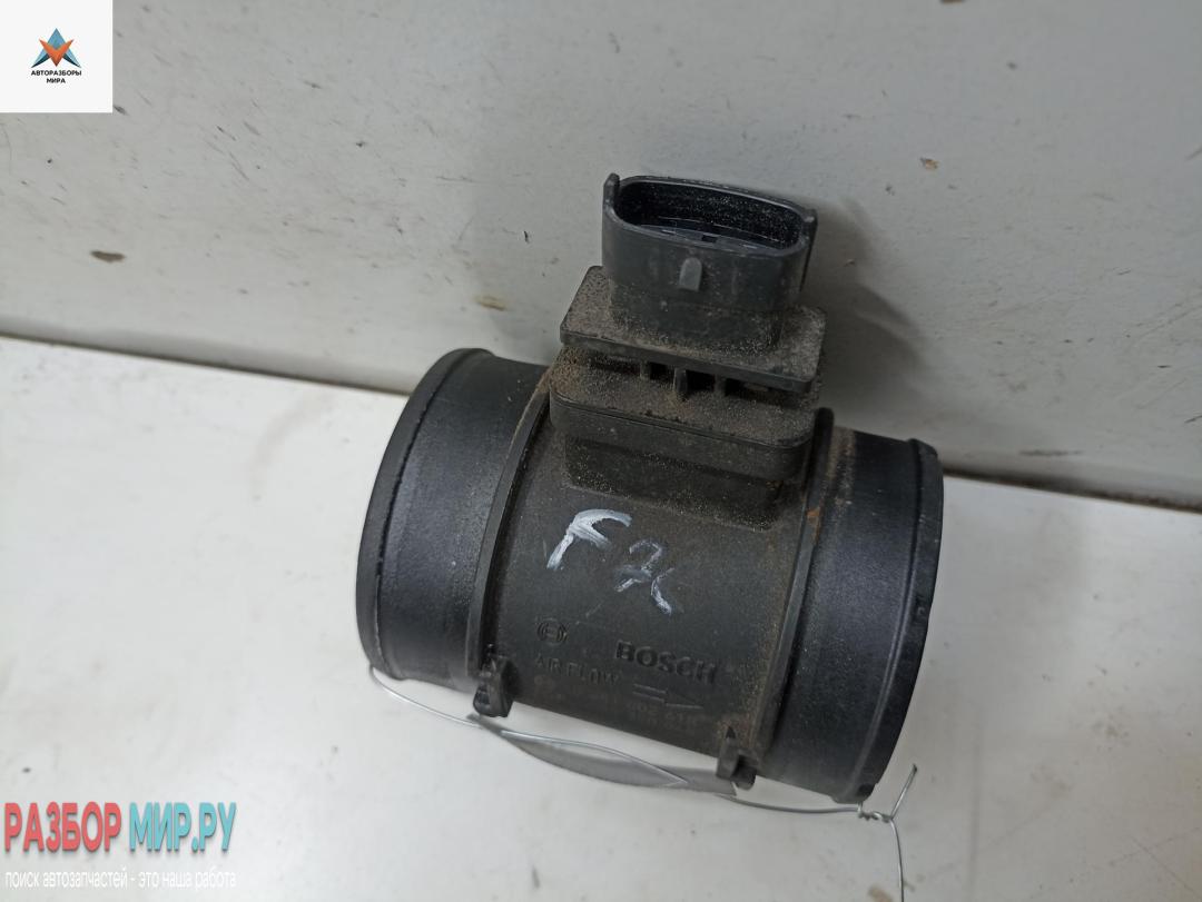 Расходомер (измеритель потока воздуха) Opel Astra H 2004, 1.7 л., дизель, МКПП, серый, универсал, 55350048 - фото №1