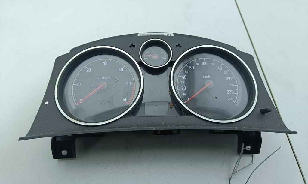 приборная панель Opel Astra H 2007, 1.9 л., дизель, МКПП, чёрный, универсал, 13225988