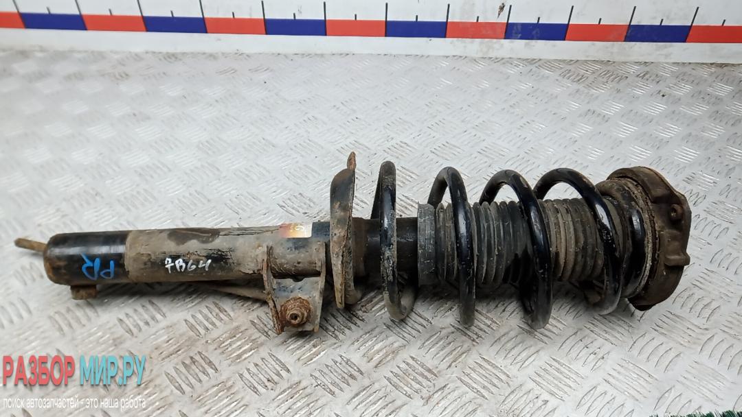 Стойка Skoda Yeti 1 поколение 2012, 2.0 л., дизель, МКПП, внедорожник 5 дв., 1K0412331B, 1K0413031BL, 1K0411105DK - фото №1