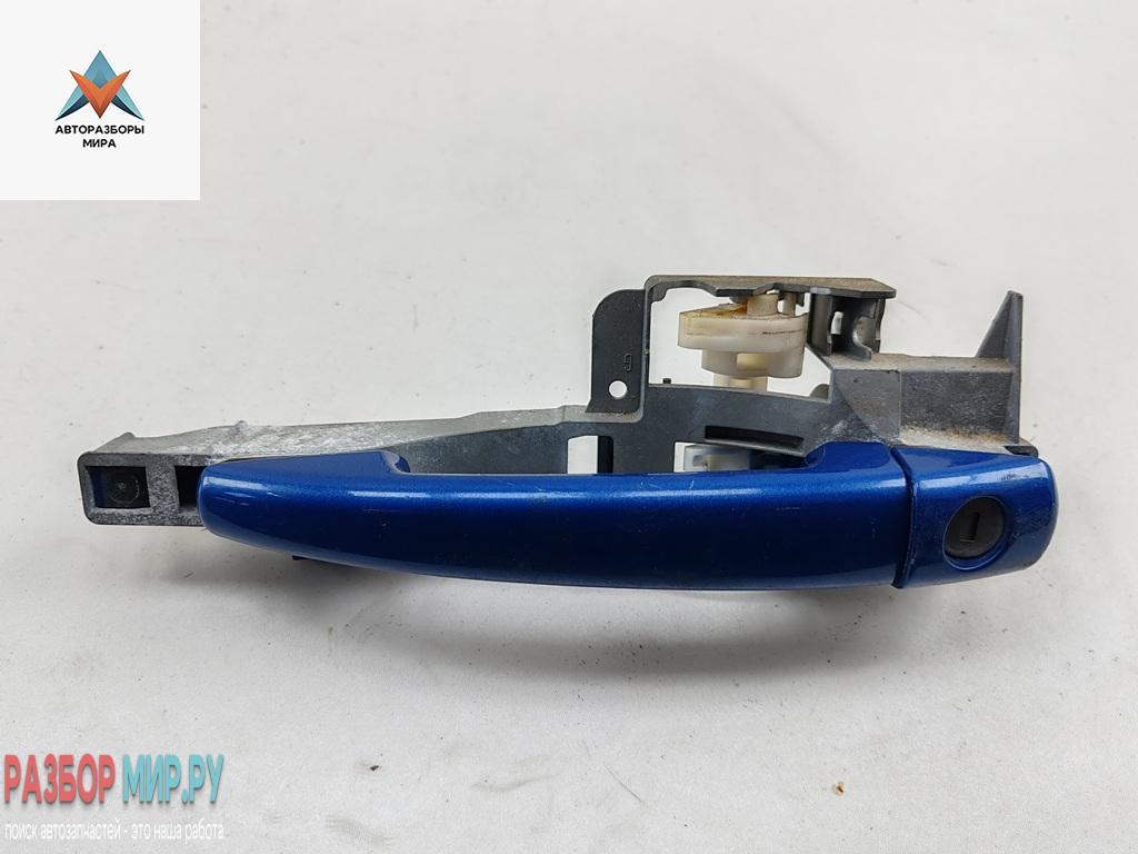 ручка наружная передняя левая Peugeot 407 1 поколение 2004, 2.2 л., бензин, МКПП, синий, седан, 9653401680 - фото №1