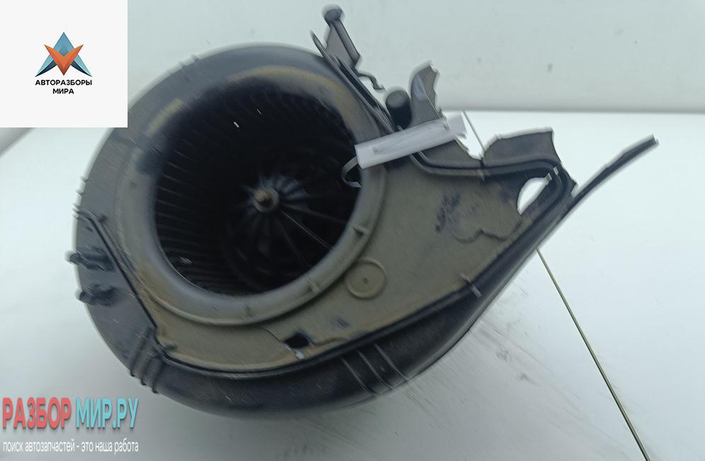 моторчик печки Opel Zafira 2 поколение (B) 2007, 1.9 л., дизель, МКПП, чёрный, минивэн, D8087 - фото №1