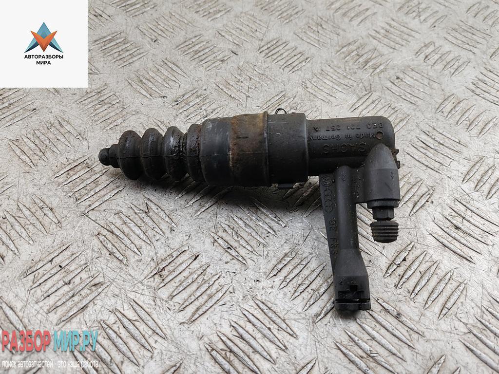 цилиндр сцепления рабочий Audi A6 4B/C5 1999, 2.8 л., бензин, МКПП, белый, универсал, 8E0721257A - фото №1