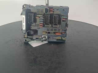 блок предохранителей Peugeot 307 1 поколение 2004, цвет, 9650664080