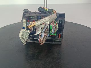 блок предохранителей Citroen C5 1 поколение 2003, цвет, 9643100980