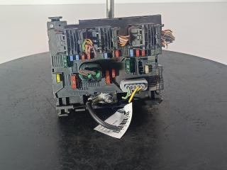 блок предохранителей Citroen C4 1 поколение [рестайлинг] 2008, цвет, 9664055480