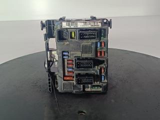 блок предохранителей Peugeot 206 1 поколение [рестайлинг] 2005, цвет, 9643498880