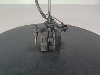 суппорт задний левый Suzuki Grand Vitara 2 поколение 2007, цвет