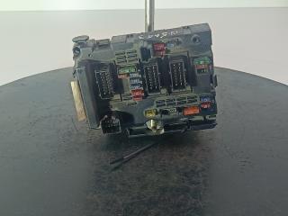 блок предохранителей Peugeot 307 1 поколение 2004, цвет, 9650664080