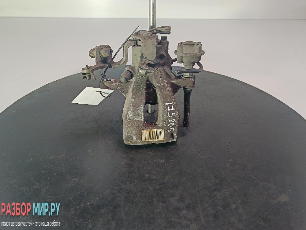 суппорт задний левый Citroen C4 Picasso 1 поколение 2007, цвет - фото №1