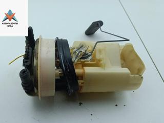 насос топливный Mitsubishi Carisma 1 поколение 1997, 1.8 л., бензин, МКПП, чёрный, хетчбэк 5 дв., 09750409900