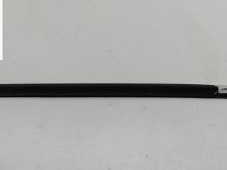 Молдинг стекла двери задней правой наружный Volvo S60 1 поколение 2002, 2.4 л., дизель, МКПП, чёрный, седан