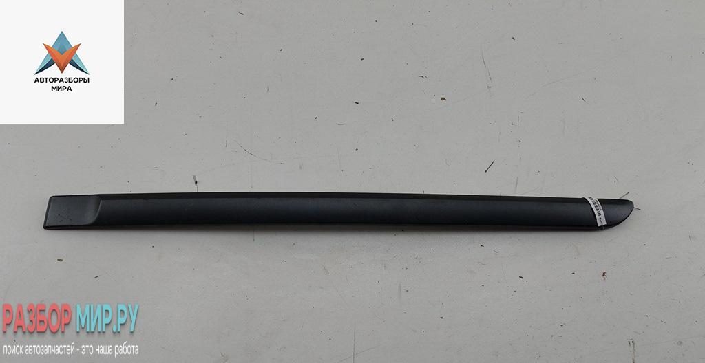молдинг двери задней левой Renault Laguna 3 поколение 2008, 2.0 л., дизель, АКПП, чёрный, универсал, 828730001R - фото №1