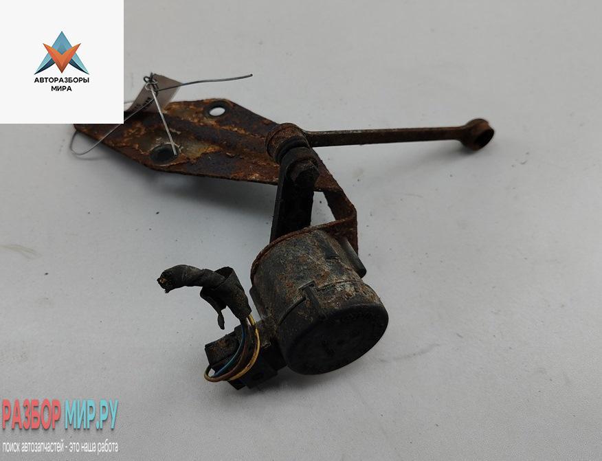 датчик дорожного просвета Mercedes-Benz Vito-1 W638 1996, 2.3 л., бензин, МКПП, чёрный, микроавтобус, 0105427517 - фото №1