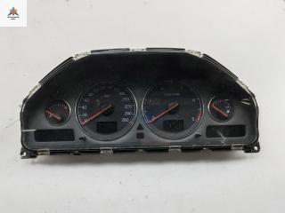 приборная панель Volvo S60 1 поколение 2002, 2.4 л., дизель, МКПП, чёрный, седан, 8637996