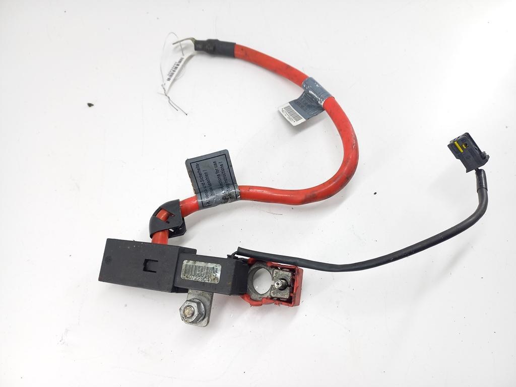 плюсовой провод аккумулятора BMW 3 E90/E91/E92/E93 2005, 2.0 л., бензин, МКПП, чёрный, универсал, 6938495