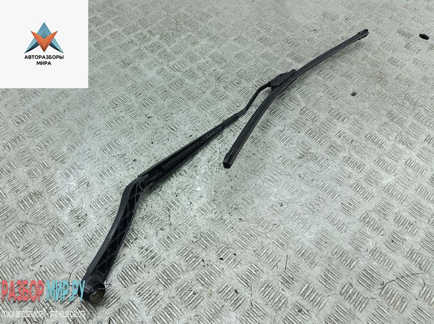 Щеткодержатель (поводок стеклоочистителя) передний Opel Insignia 1 поколение (A) 2011, 1.4 л., бензин, МКПП, белый, седан, 13227398 - фото №1