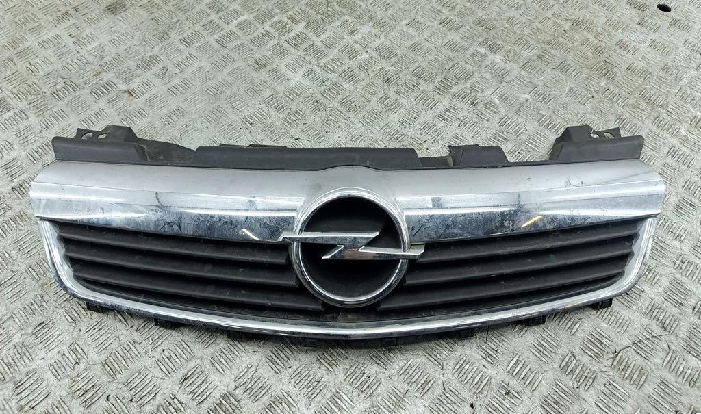 решетка радиатора Opel Zafira 2 поколение (B) 2006, серый, минивэн, 13157590 - фото №1