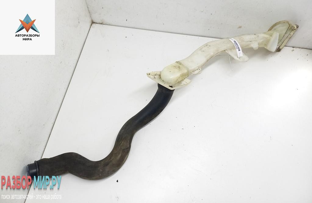 горловина бачка омывателя BMW 7 серия E38 1997, 3.5 л., бензин, АКПП, зелёный, седан, 61668352901.61668352902 - фото №1