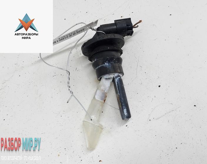 датчик уровня омывающей жидкости BMW 7 серия E38 1997, 3.5 л., бензин, АКПП, зелёный, седан, 61318360459 - фото №1