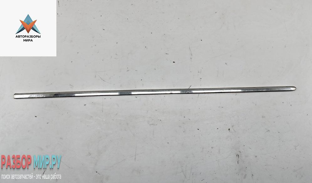 молдинг двери передней правой Volkswagen Passat B6 2006, 1.6 л., бензин, АКПП, чёрный, универсал, 3C0853516A - фото №1