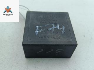 Реле стеклоочистителя (дворников) Audi A6 4B/C5 1998, 2.5 л., дизель, МКПП, красный, универсал, 4B0955531A