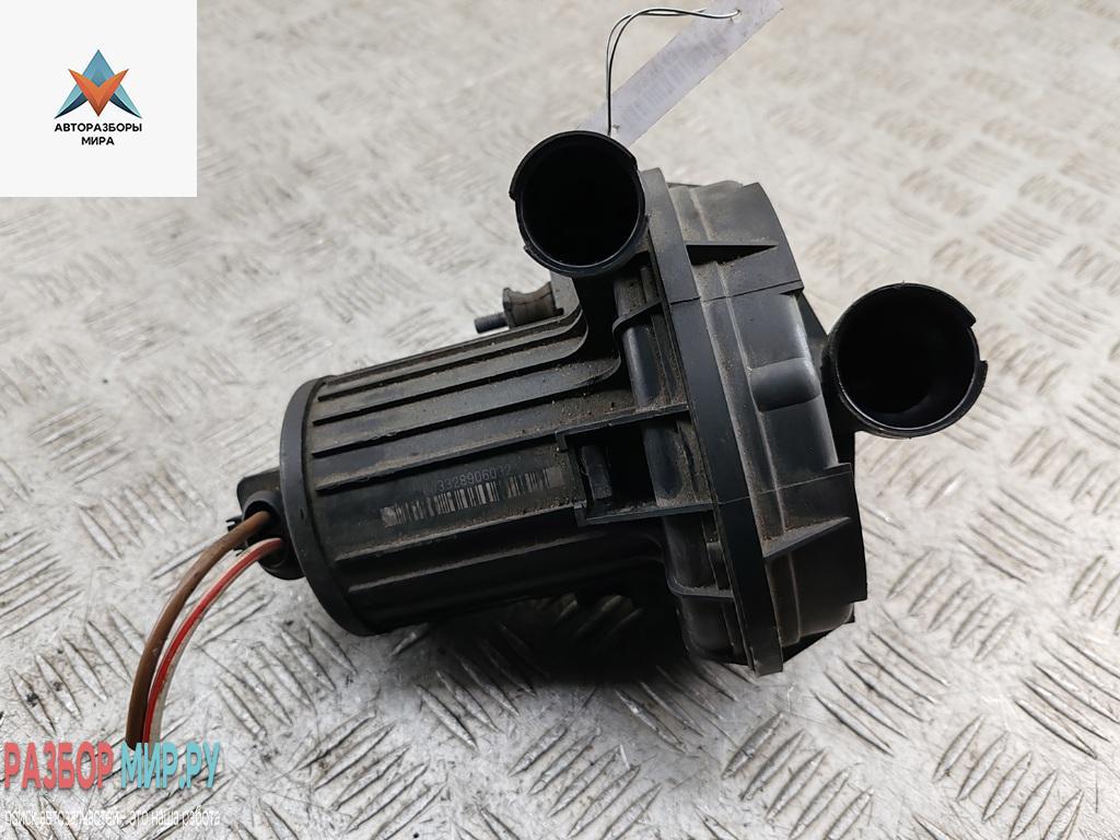 насос продувки катализатора Volkswagen Golf 4 поколение 1999, 1.6 л., бензин, АКПП, серый, хетчбэк 5 дв., 06A959253B - фото №1