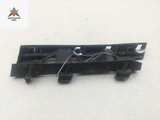 кронштейн переднего бампера Volkswagen Passat B6 2009, 1.4 л., бензин, МКПП, чёрный, универсал, 3C0807183