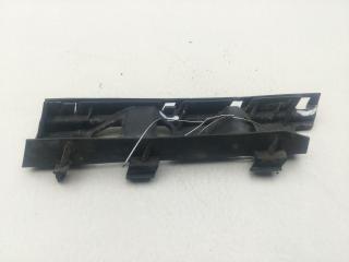 кронштейн переднего бампера Volkswagen Passat B6 2009, 1.4 л., бензин, МКПП, чёрный, универсал, 3C0807183