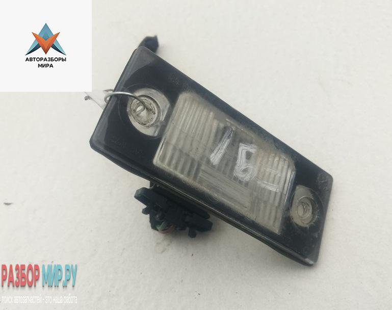 подсветка номера Volkswagen Golf 4 поколение 2000, 2.0 л., бензин, АКПП, серый, универсал, 1J5943021 - фото №1