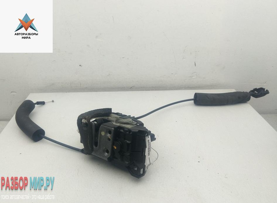 замок двери задней левой Renault Laguna 3 поколение 2008, 2.0 л., дизель, АКПП, чёрный, универсал, 825010003R - фото №1