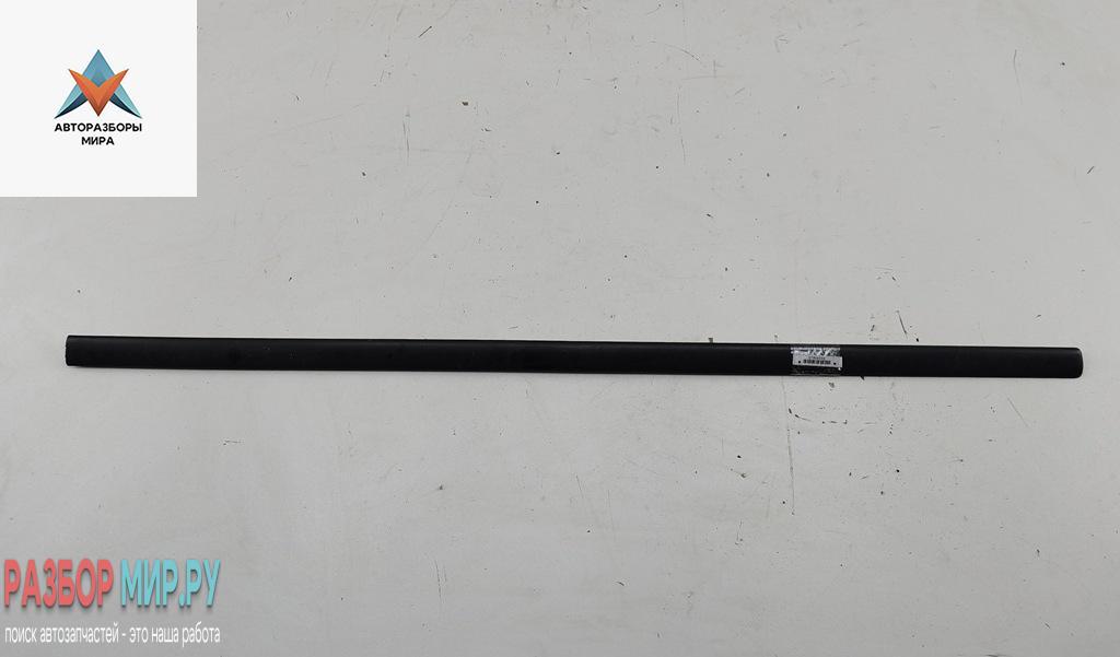 молдинг двери передней левой Volkswagen Golf 4 поколение 1999, 1.4 л., бензин, МКПП, синий, хетчбэк 5 дв., 1J4853515 - фото №1