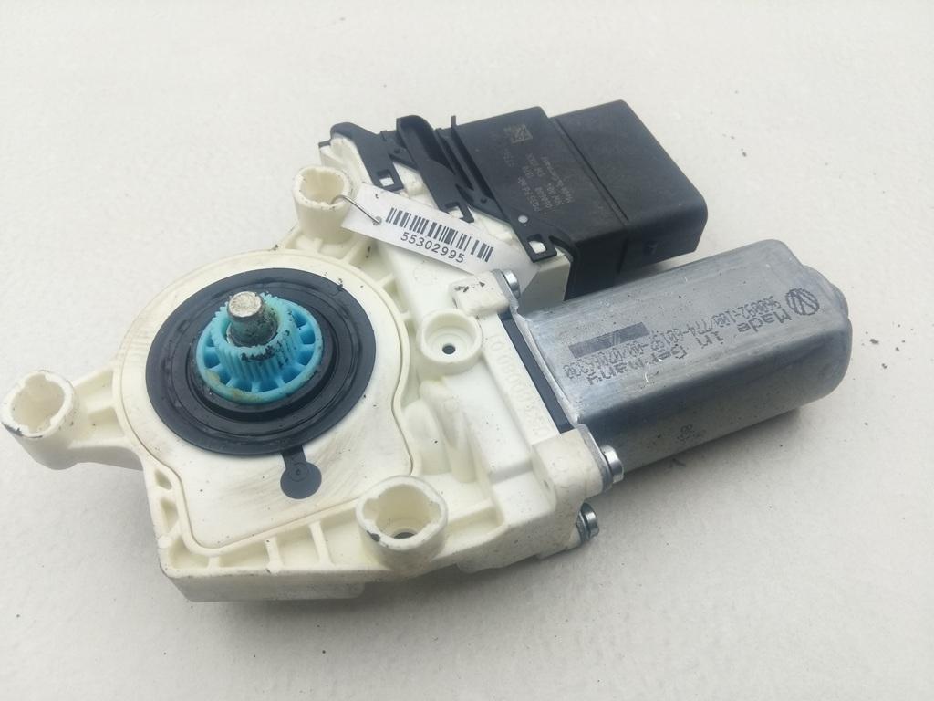 моторчик стеклоподъемника задний правый Volkswagen Passat B6 2006, 2.0 л., дизель, МКПП, чёрный, универсал, 973622101
