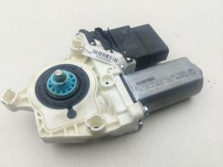 моторчик стеклоподъемника задний правый Volkswagen Passat B6 2006, 2.0 л., дизель, МКПП, чёрный, универсал, 973622101
