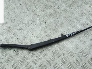 Щеткодержатель (поводок стеклоочистителя) передний BMW 3 серия E46 [рестайлинг] 2002, 2.0 л., дизель, АКПП, синий, универсал, 9003931