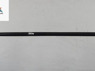 молдинг двери передней правой Volkswagen Passat B5 1997, 1.6 л., бензин, МКПП, синий, универсал, 3B0853516