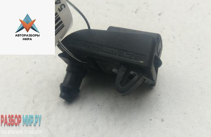 форсунка омывателя лобового стекла Skoda Octavia mk2 (A5 1Z) 2007, 2.0 л., дизель, МКПП, серый, универсал, 1Z0955985 - фото №1