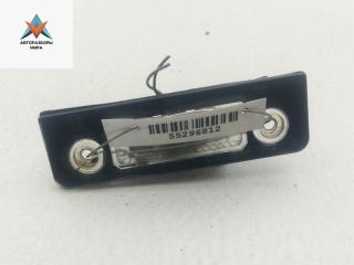 подсветка номера Skoda Octavia mk2 (A5 1Z) 2007, 2.0 л., дизель, МКПП, серый, универсал, 1Z0943021