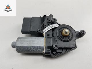 моторчик стеклоподъемника задний левый Volkswagen Passat B5 1997, 1.8 л., МКПП, универсал, 101439202