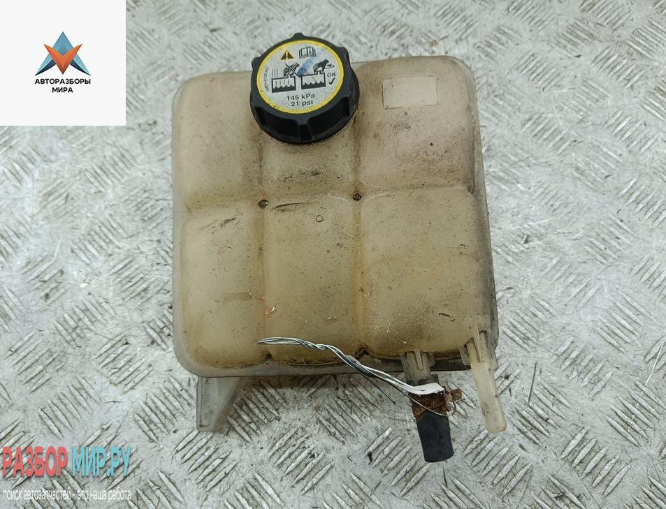 бачок расширительный Ford Focus 2 поколение 2006, 1.6 л., дизель, 3M5H8K218A - фото №1