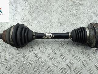 полуось передняя левая (приводной вал, ШРУС) Volkswagen Passat B6 2005, 2.0 л., дизель, МКПП, серый, универсал